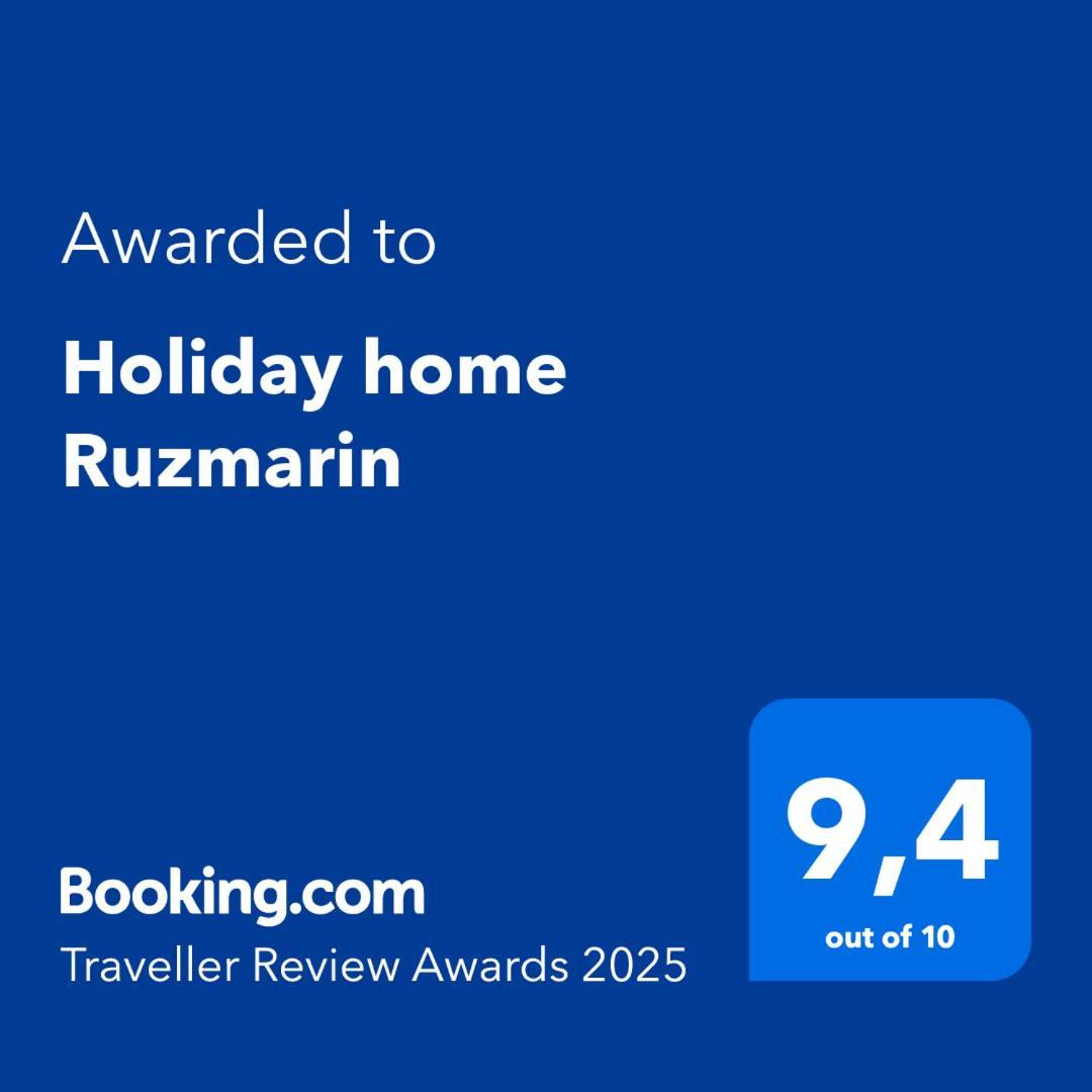 Holiday Home Ruzmarin Trogir Luaran gambar